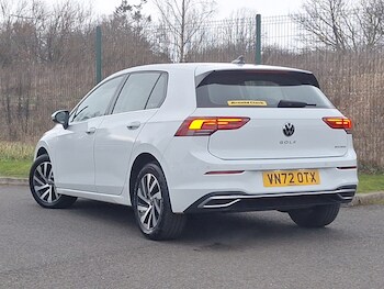 Used Volkswagen Golf 2022 for sale - 77837912: Photo