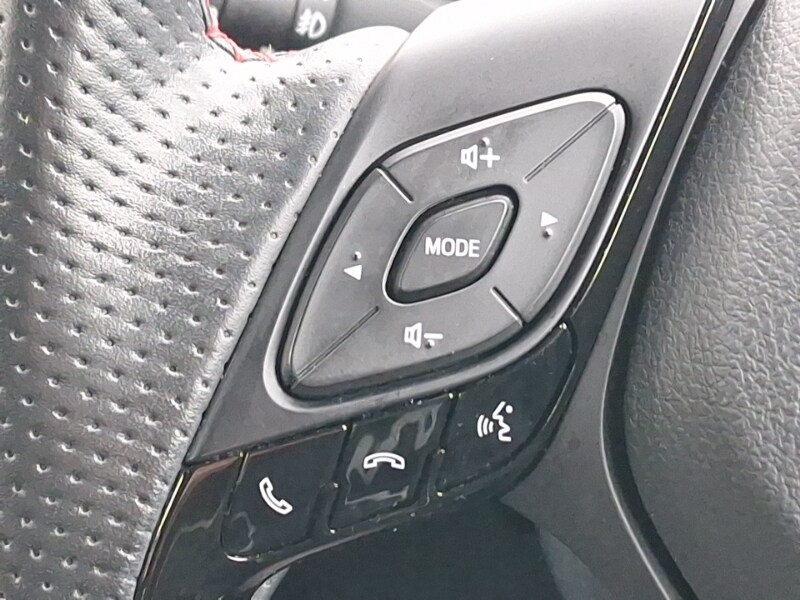 Used Toyota C-HR 2023 for sale - 78093971: Photo 18