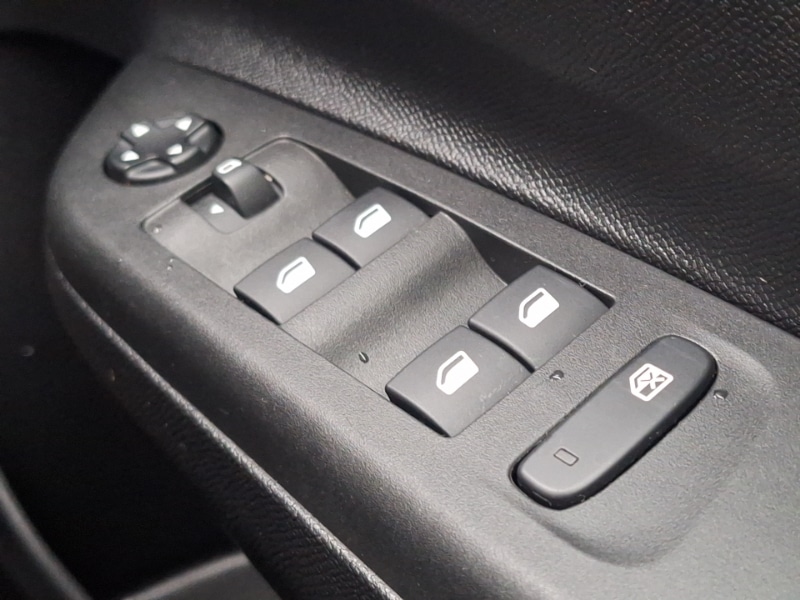 Used Vauxhall Corsa 2023 for sale - 77141892: Photo 16