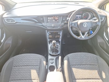 Used Vauxhall Astra 2017 for sale - 79214101: Photo