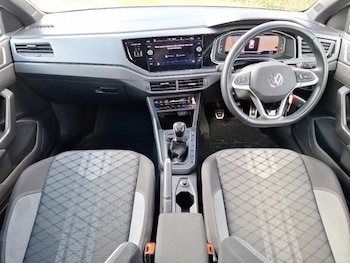 Used Volkswagen Polo 2024 for sale - 79468345: Photo