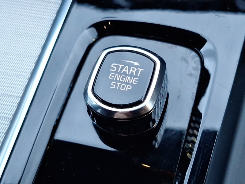 Used Volvo XC60 2024 for sale - 77338078: Photo 16