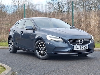 2018 - T2 [122] Momentum Nav Plus 5dr