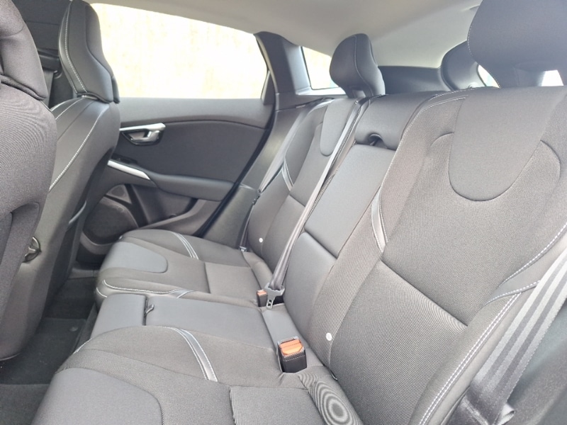 Used Volvo V40 2018 for sale - 77623212: Photo 6