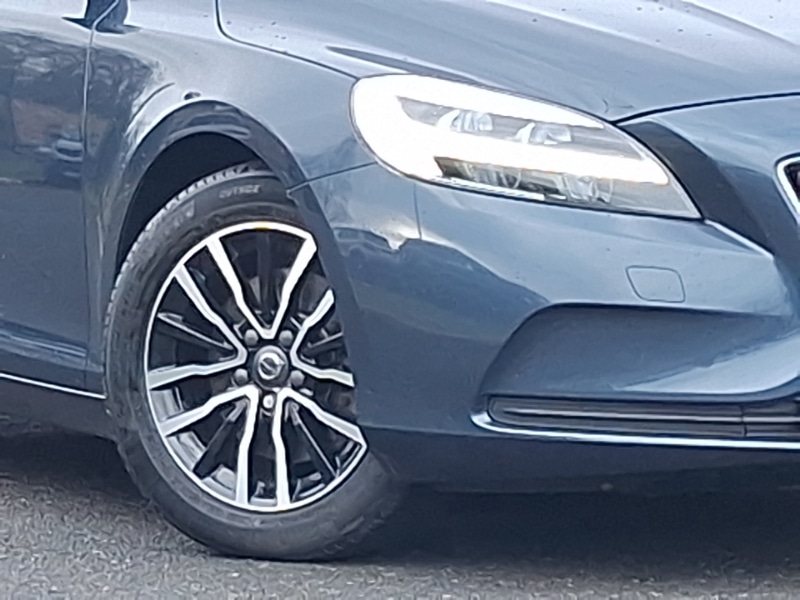 Used Volvo V40 2018 for sale - 77623212: Photo 9