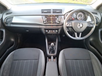 Used Skoda Fabia 2019 for sale - 76687838: Photo