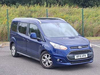 Used Ford Grand Tourneo Connect 2015 for sale - 79536745: Photo