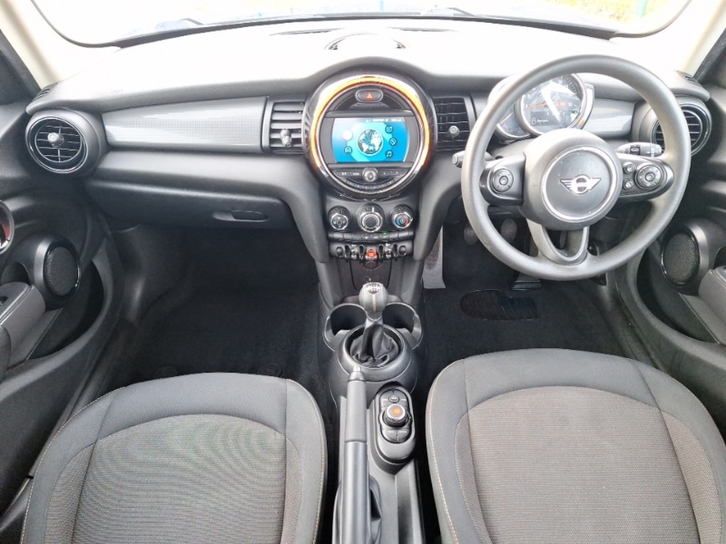 Used MINI Hatch 2020 for sale - 76358737: Photo 2
