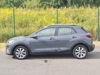 Used Kia Stonic 2023 for sale - 79291351: Photo