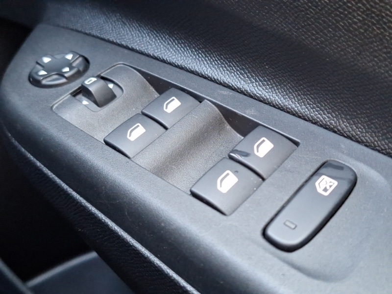 Used Vauxhall Corsa 2023 for sale - 77228896: Photo 17