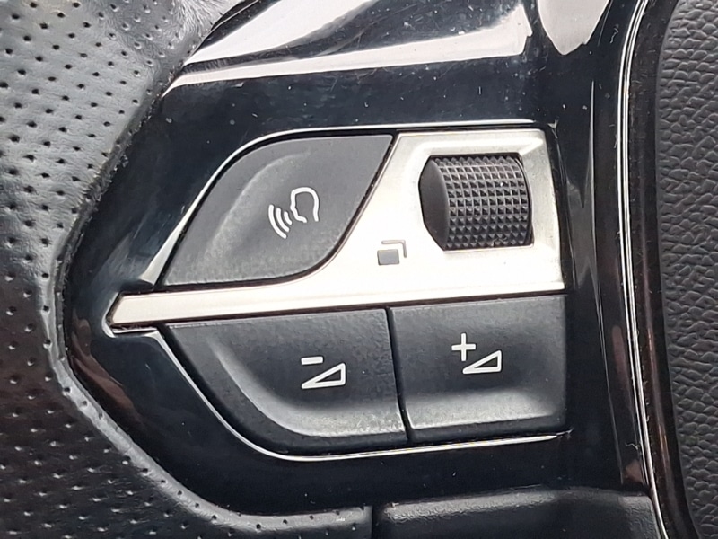 Used Peugeot 2008 2020 for sale - 77657000: Photo 18