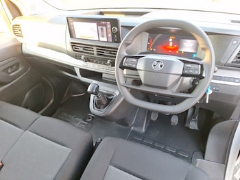 Used Vauxhall Vivaro 2024 for sale - 76846926: Photo