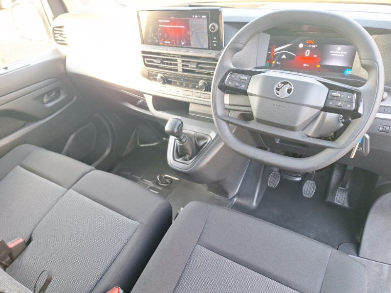 Used Vauxhall Vivaro 2024 for sale - 76779407: Photo 2