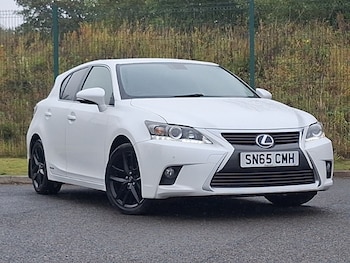 2015 - 200h 1.8 Advance Plus 5dr CVT Auto