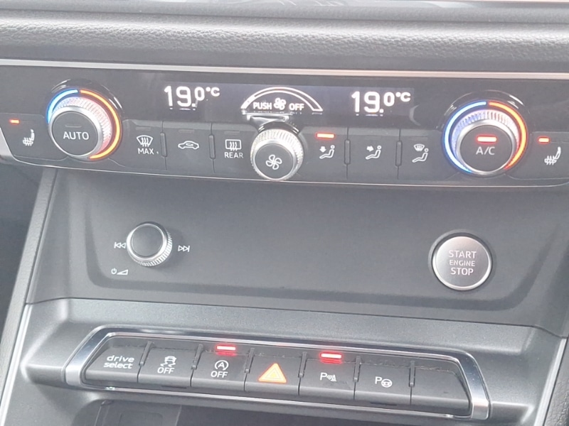 Used Audi Q3 2019 for sale - 77073447: Photo 14