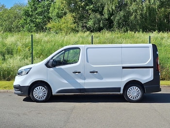 Used Renault Trafic 2024 for sale - 79534588: Photo