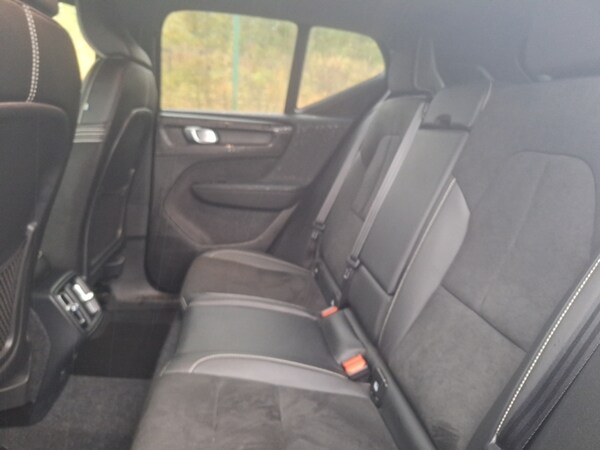 Used Volvo XC40 2021 for sale - 76264893: Photo 6