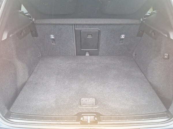 Used Volvo XC40 2021 for sale - 76264893: Photo 8