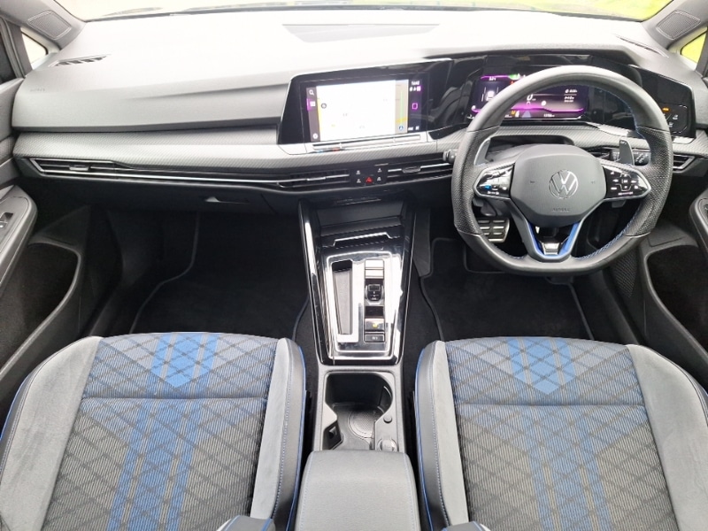 Used Volkswagen Golf 2023 for sale - 78202741: Photo 2