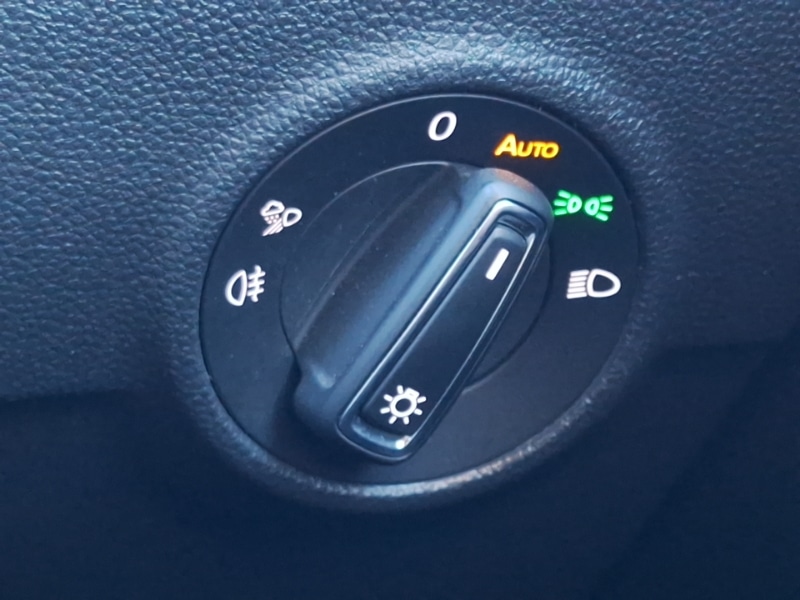 Used Volkswagen T-Roc 2023 for sale - 77549008: Photo 16