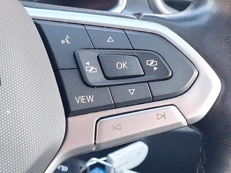 Used Volkswagen T-Roc 2023 for sale - 77549008: Photo 19