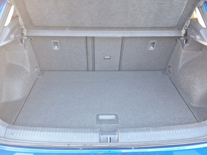 Used Volkswagen T-Roc 2023 for sale - 77549008: Photo 8