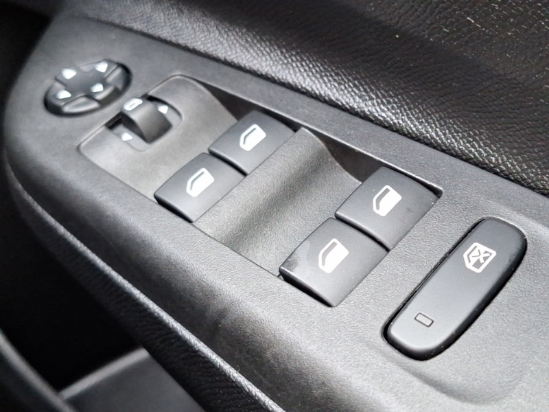 Used Vauxhall Corsa 2023 for sale - 77141890: Photo 16