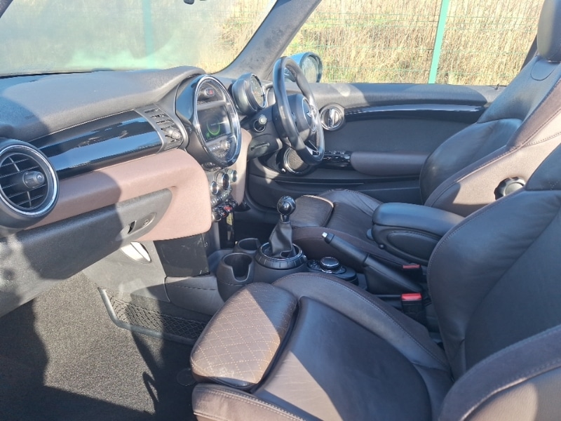 Used MINI Convertible 2016 for sale - 77933599: Photo 5