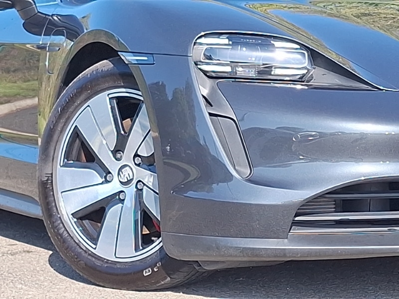 Used Porsche Taycan 2022 for sale - 76628917: Photo 9