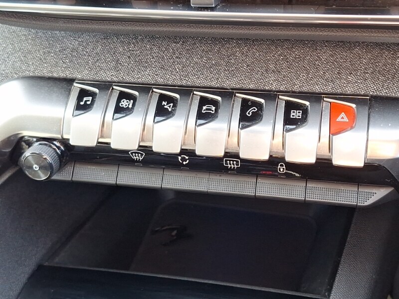 Used Peugeot 3008 2019 for sale - 78093947: Photo 13