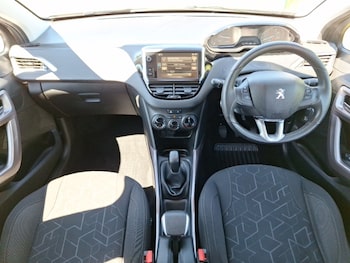 Used Peugeot 2008 2016 for sale - 78994296: Photo