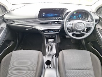 Used Hyundai i20 2023 for sale - 78460459: Photo