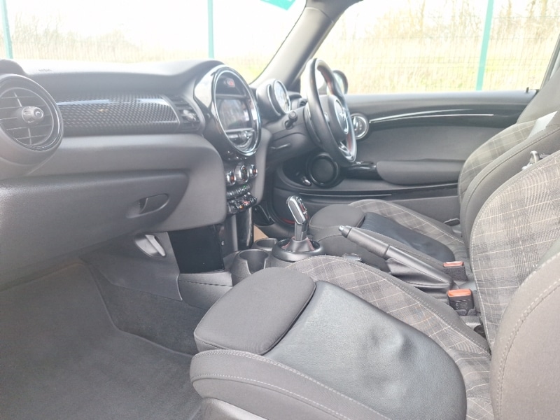 Used MINI Cooper 2018 for sale - 78146930: Photo 5