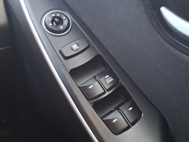 Used Hyundai i30 2015 for sale - 77644312: Photo 19