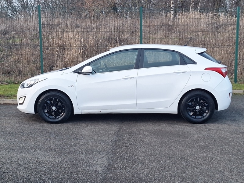 Used Hyundai i30 2015 for sale - 77644312: Photo 4