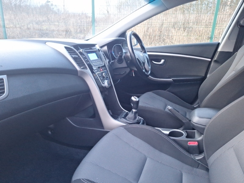 Used Hyundai i30 2015 for sale - 77644312: Photo 5