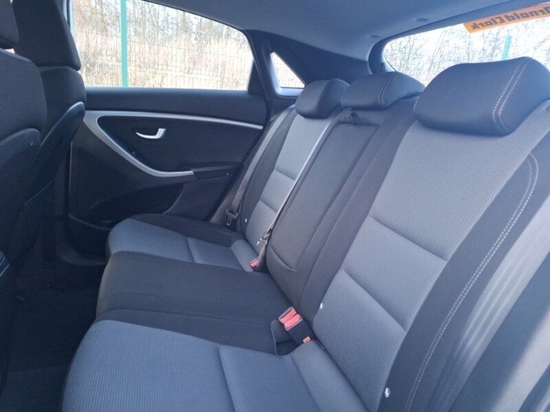 Used Hyundai i30 2015 for sale - 77644312: Photo 6