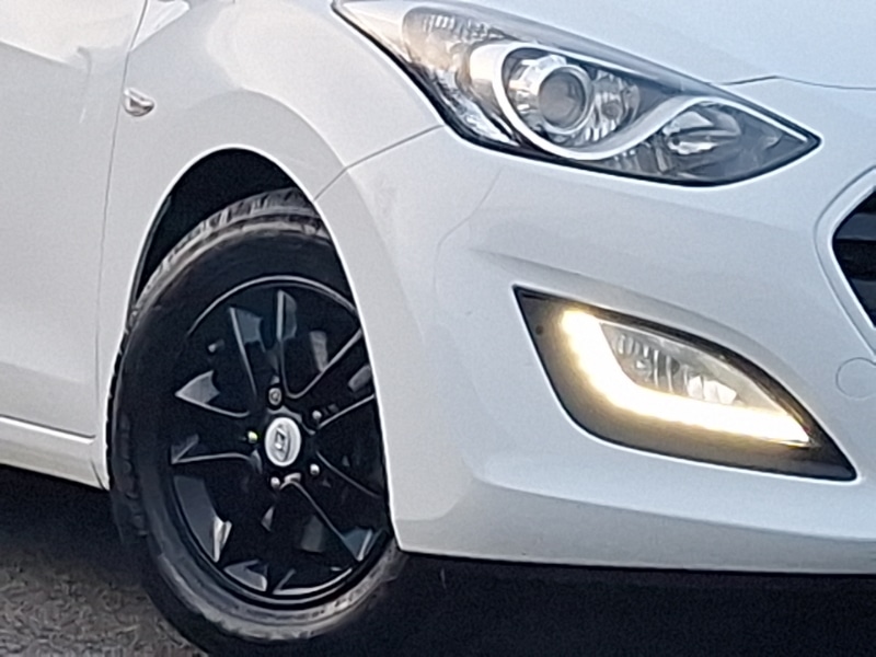 Used Hyundai i30 2015 for sale - 77644312: Photo 9