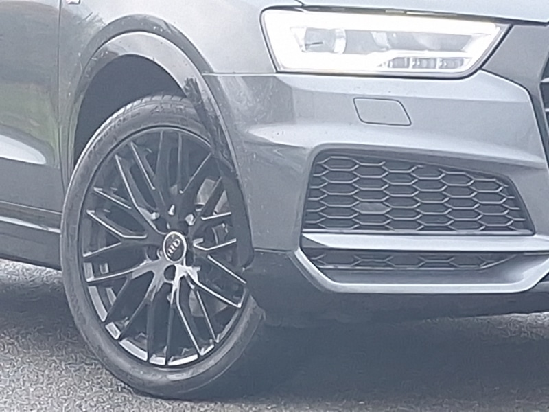 Used Audi Q3 2017 for sale - 76492929: Photo 9