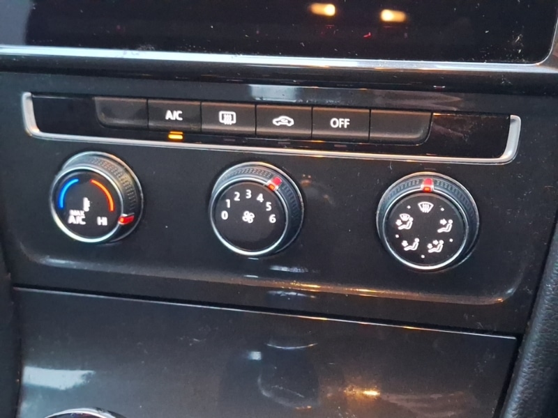 Used Volkswagen Golf 2018 for sale - 77228888: Photo 13