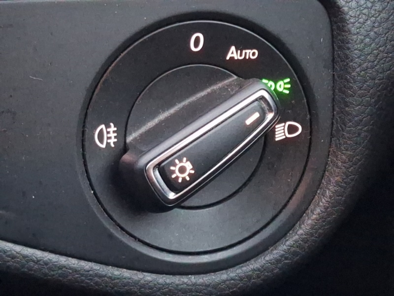 Used Volkswagen Golf 2018 for sale - 77228888: Photo 17