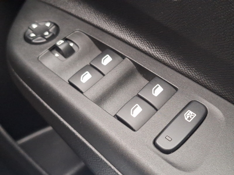 Used Vauxhall Corsa 2023 for sale - 76978371: Photo 16