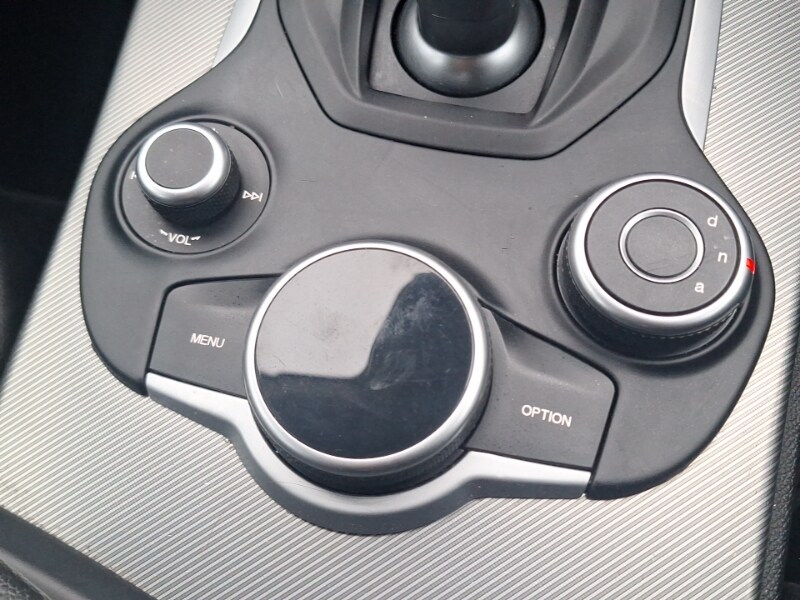 Used Alfa Romeo Stelvio 2018 for sale - 77518219: Photo 14