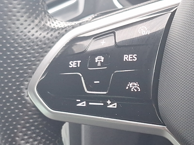 Used Volkswagen Tiguan 2023 for sale - 77761547: Photo 18