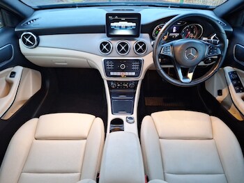 Used Mercedes-Benz GLA 2018 for sale - 77371213: Photo