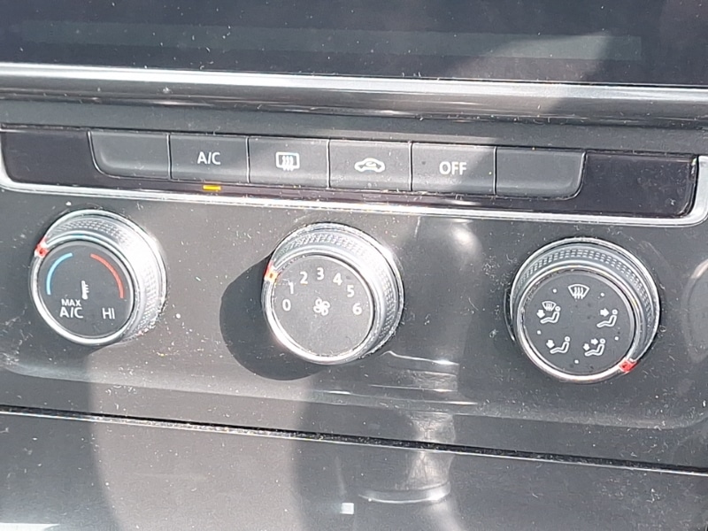 Used Volkswagen Golf 2018 for sale - 78169854: Photo 12