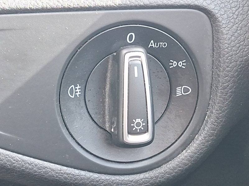 Used Volkswagen Golf 2018 for sale - 78169854: Photo 17