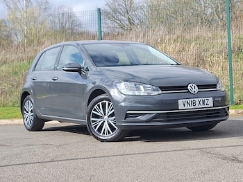 Used Volkswagen Golf 2018 for sale - 78169854: Photo