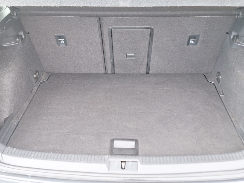 Used Volkswagen Golf 2018 for sale - 78169854: Photo 8