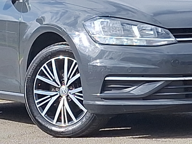 Used Volkswagen Golf 2018 for sale - 78169854: Photo 9